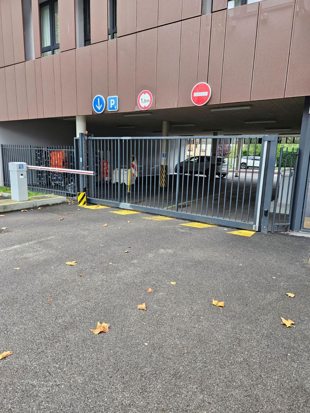 Hotel Ibis Budget Rouen Centre Rive Gauche Zewnętrze zdjęcie